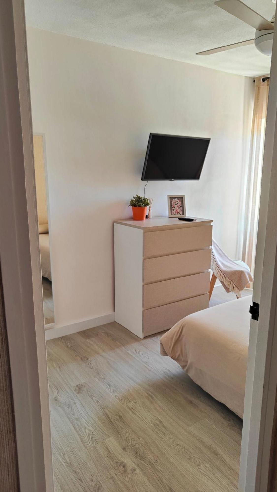 Terraza De Iris Apartment เบนัลมาเดนา ภายนอก รูปภาพ